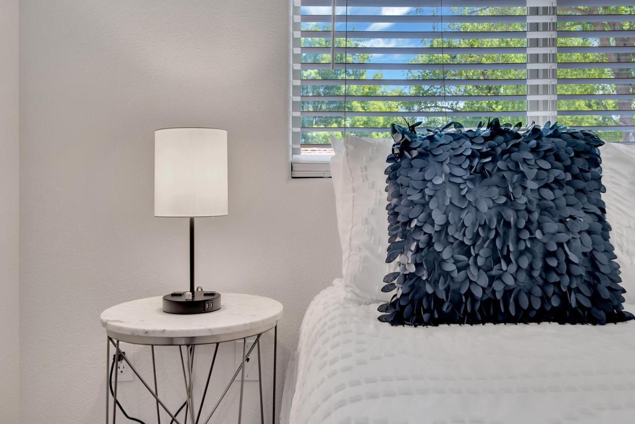 파소 로블레스 Downtown Paso: Sip N Sleepz 3 Bed/2.5 Bath 빌라 외부 사진